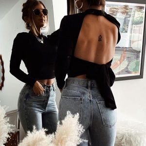 Women’s Black Long-Sleeve Open-Back Tie Tee